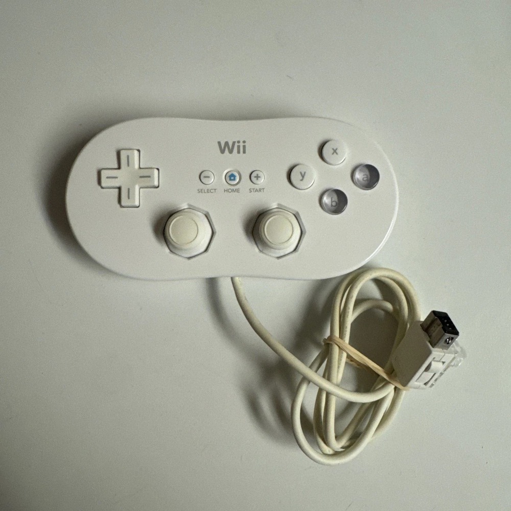 Nintendo Wii Classic Controller White RVL-005 Video Game Gamepad Accessory
